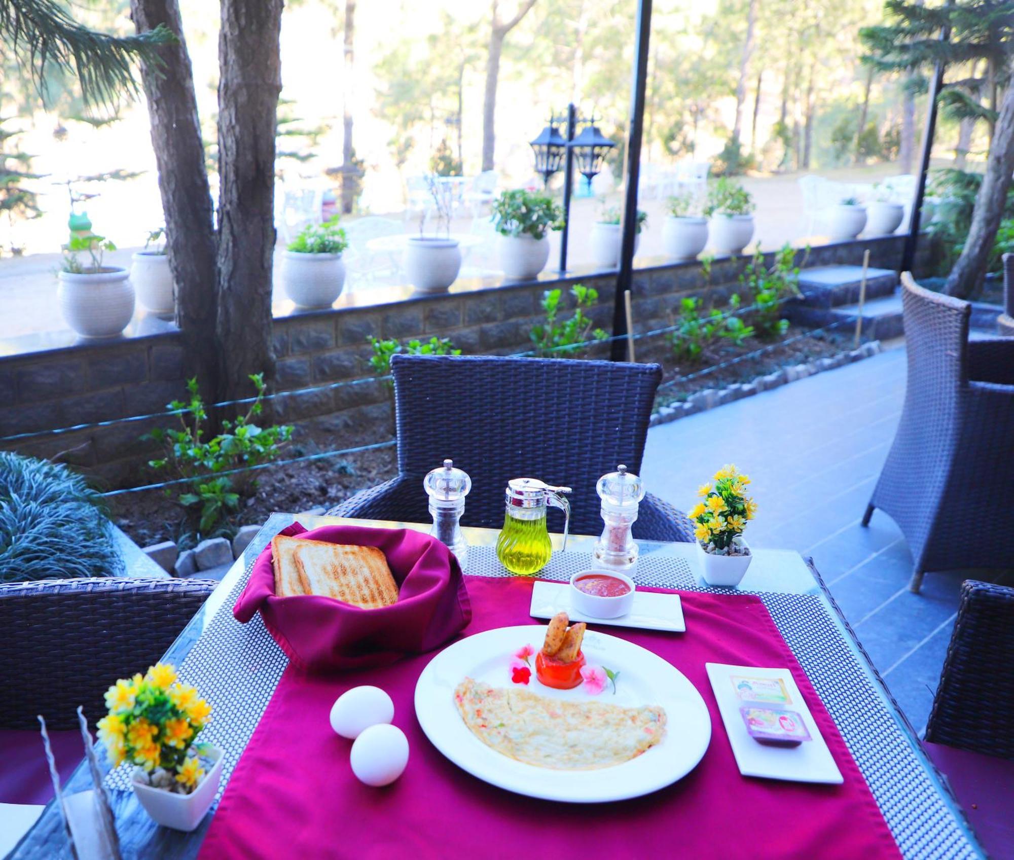 Deventure Shimla Hills Hotel Kandaghat ภายนอก รูปภาพ