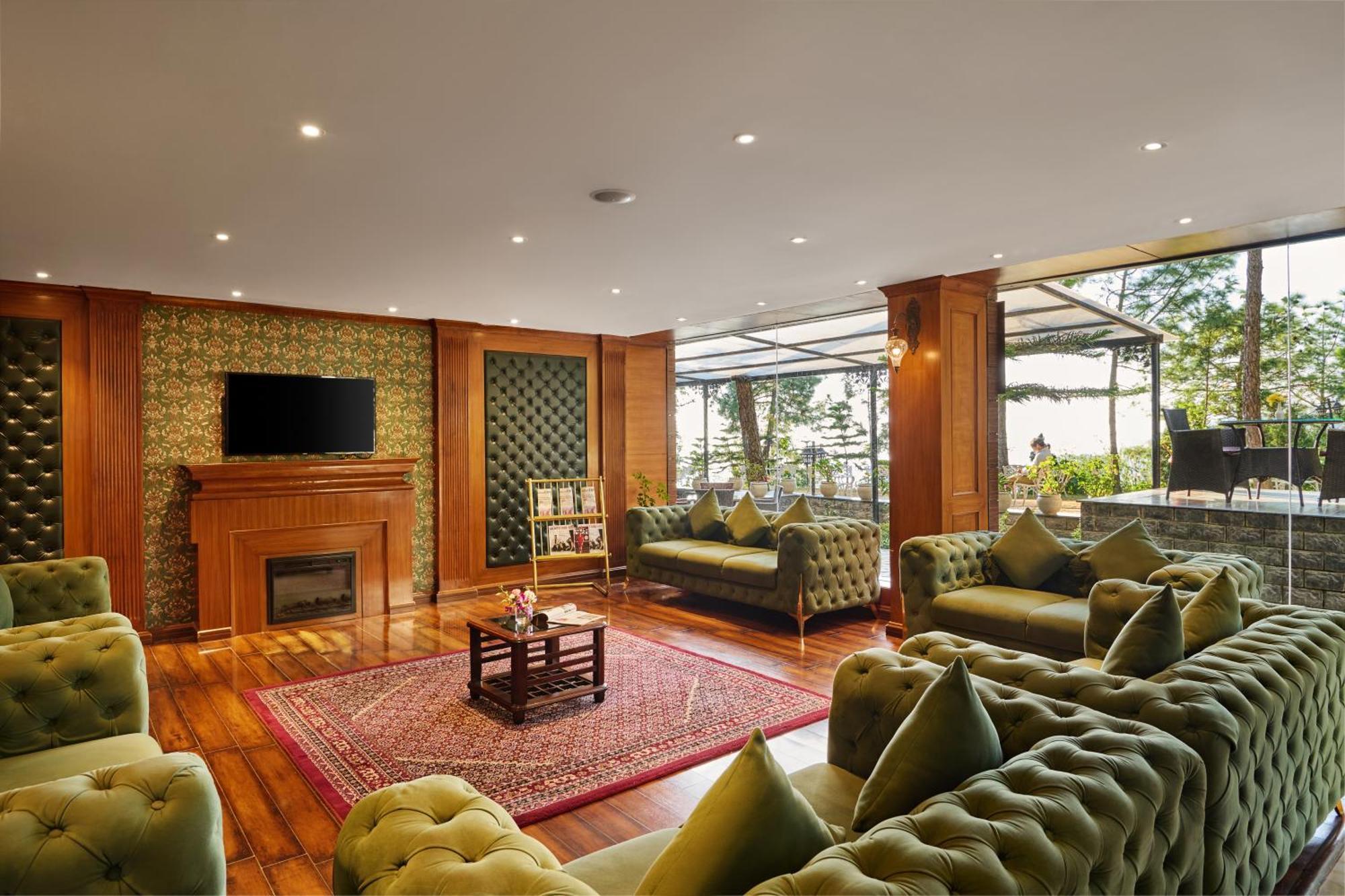 Deventure Shimla Hills Hotel Kandaghat ภายนอก รูปภาพ