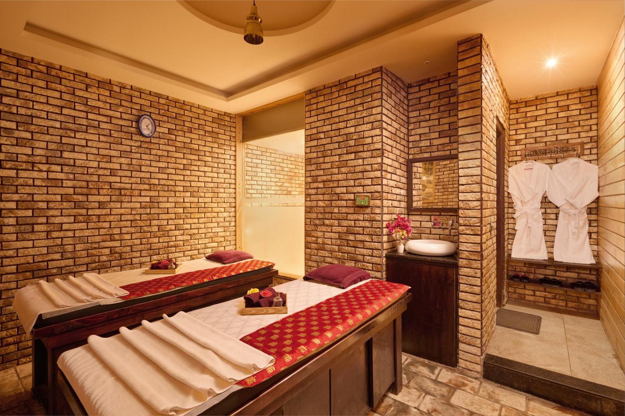 Deventure Shimla Hills Hotel Kandaghat ภายนอก รูปภาพ