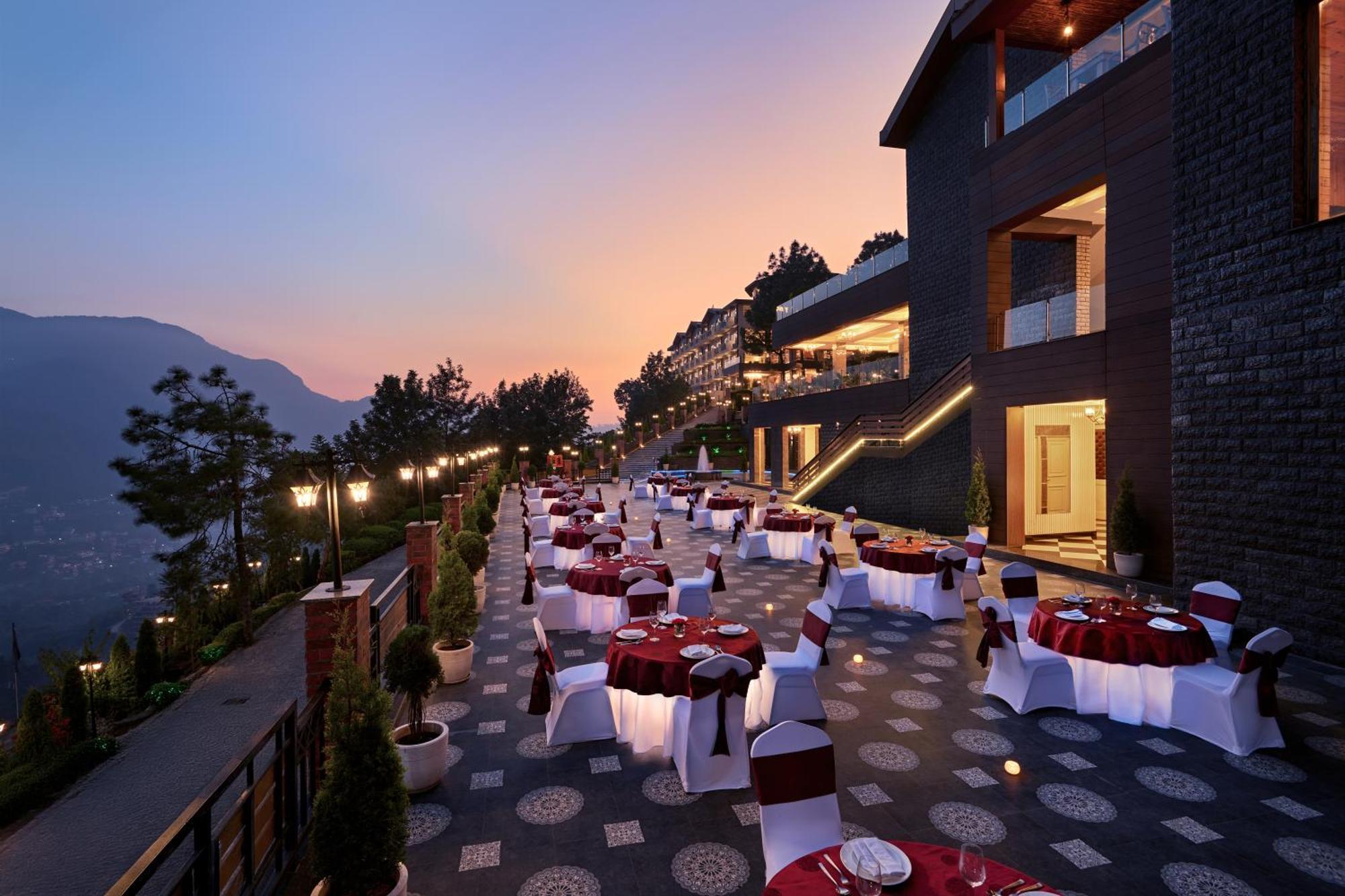 Deventure Shimla Hills Hotel Kandaghat ภายนอก รูปภาพ