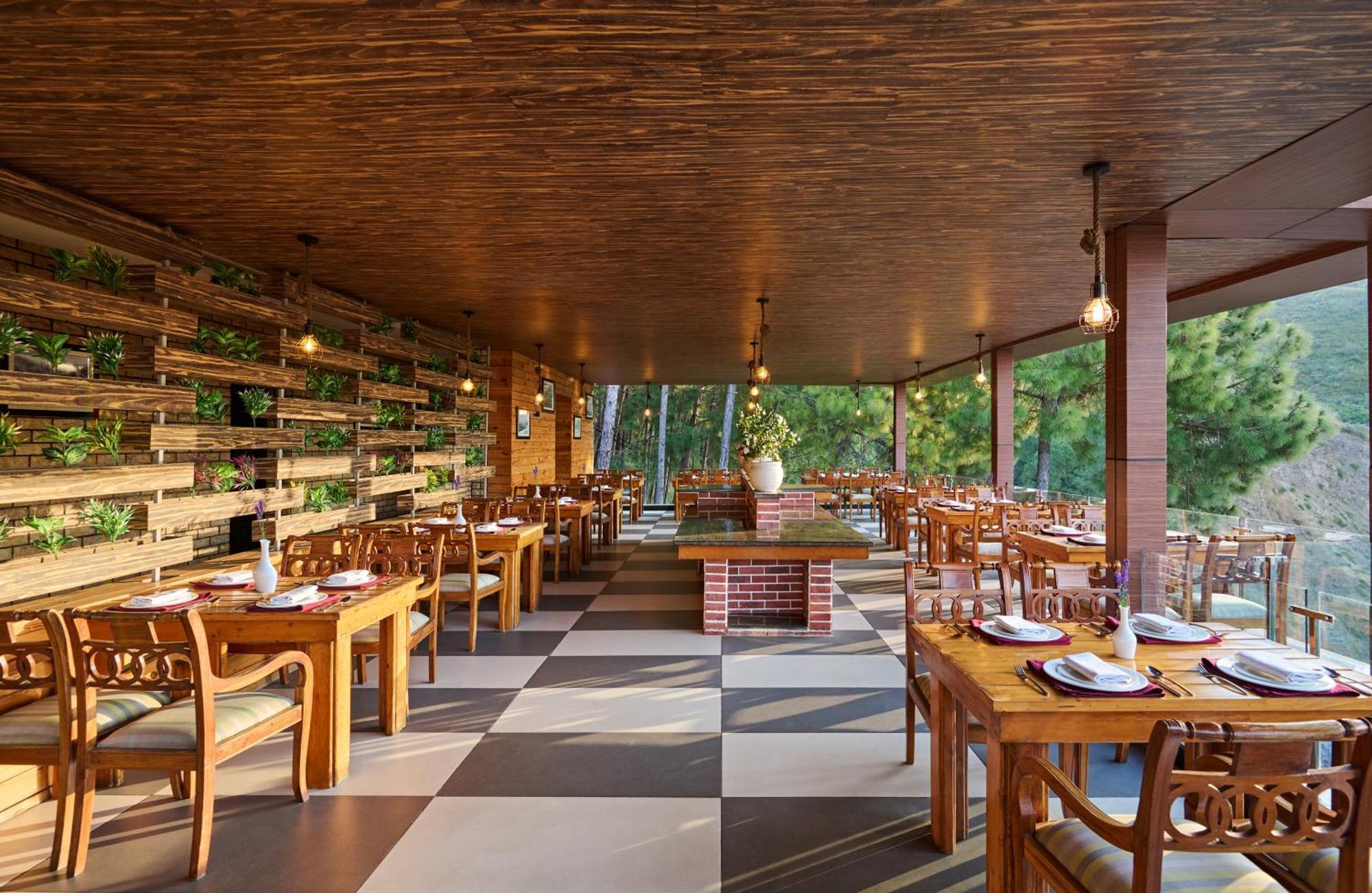 Deventure Shimla Hills Hotel Kandaghat ภายนอก รูปภาพ