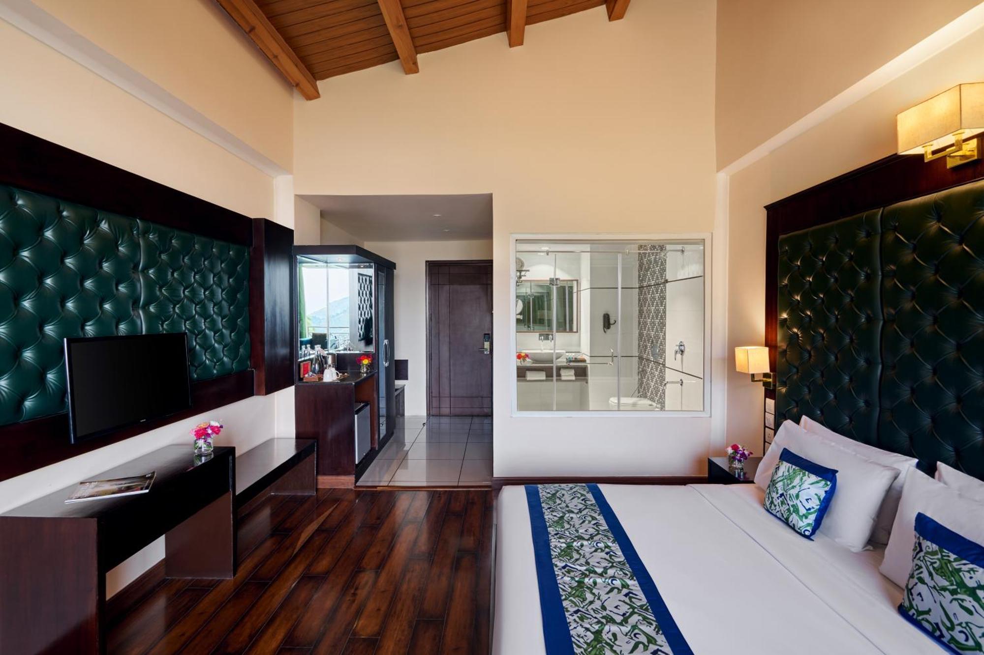 Deventure Shimla Hills Hotel Kandaghat ภายนอก รูปภาพ