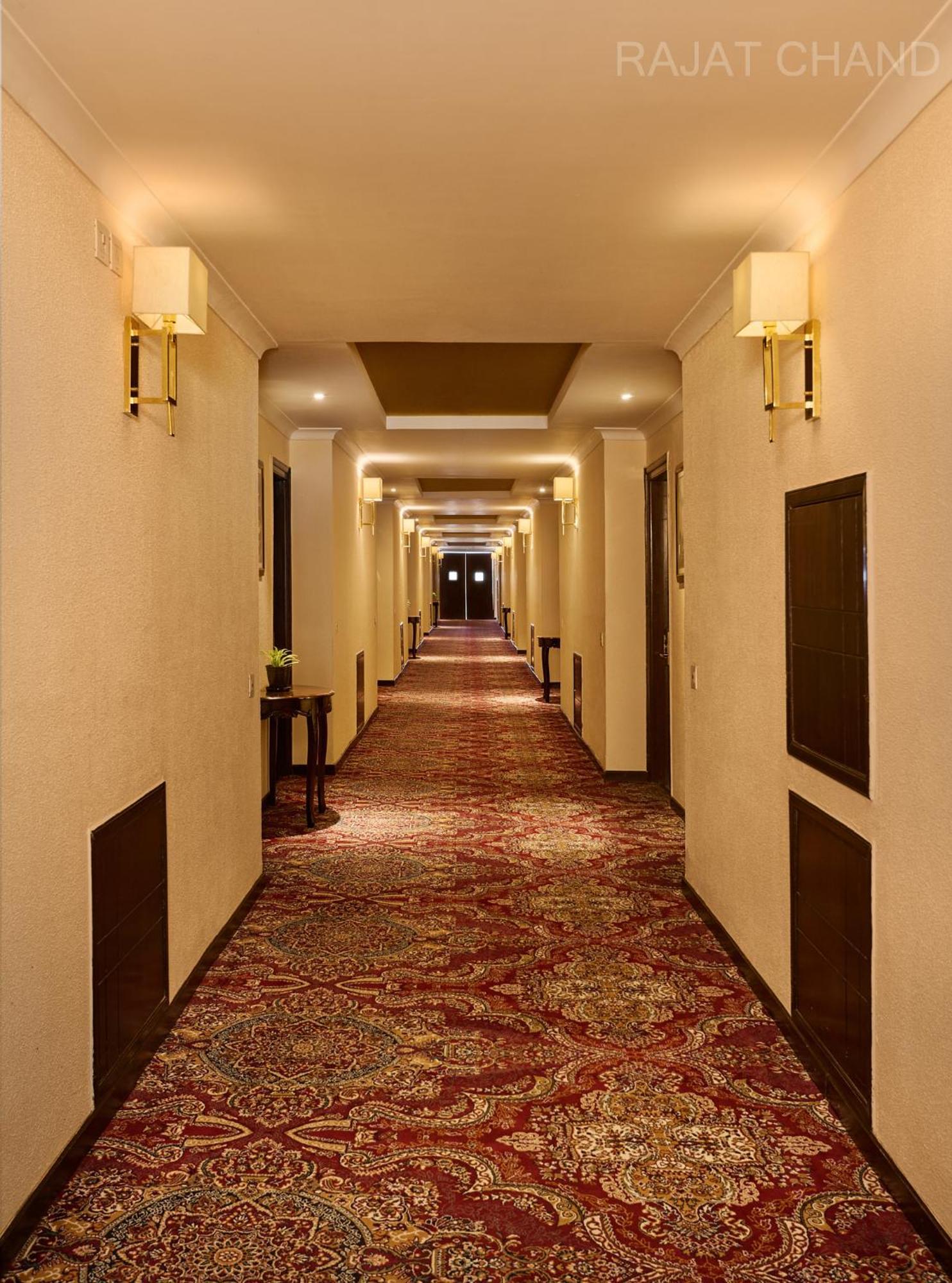 Deventure Shimla Hills Hotel Kandaghat ภายนอก รูปภาพ