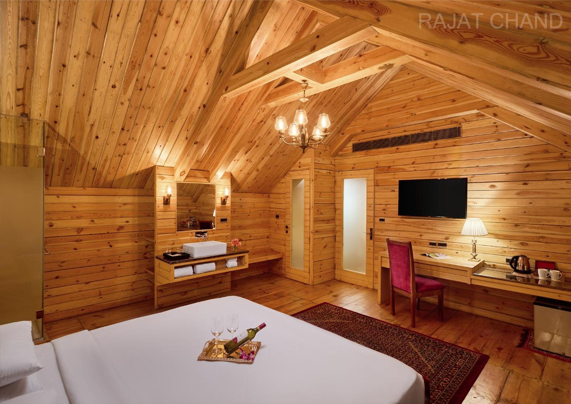Deventure Shimla Hills Hotel Kandaghat ภายนอก รูปภาพ